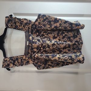 NWT Roan and Ryan Top Size Lg